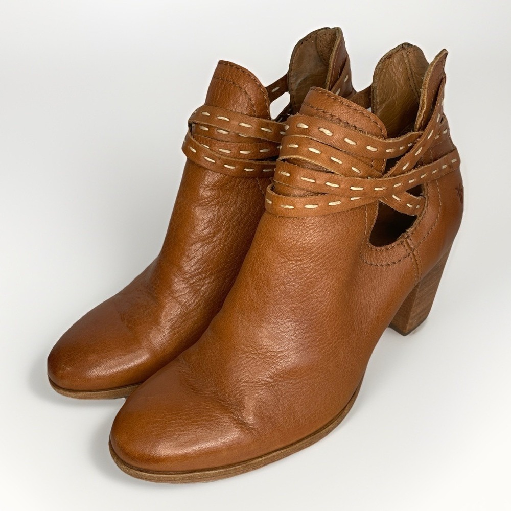 FRYE Whiskey Leather Naomi Pickstitch Shootie Ankle Bootie Size 7.5 Cognac